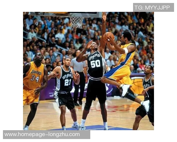 加维的崛起与未来发展潜力分析:从球场到商业的多重影响力探讨 加维的崛起与未来发展潜力分析:从球场到商业的多重影响力探讨